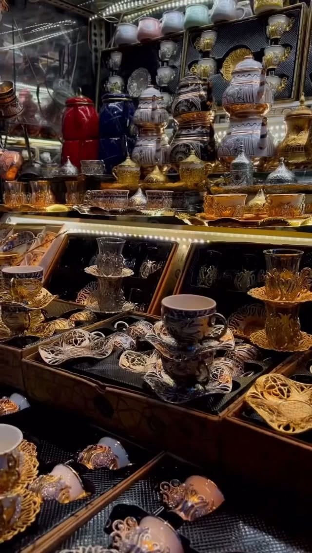 Egyptian Bazaar's Vibrant Scenes and Turkish Delights