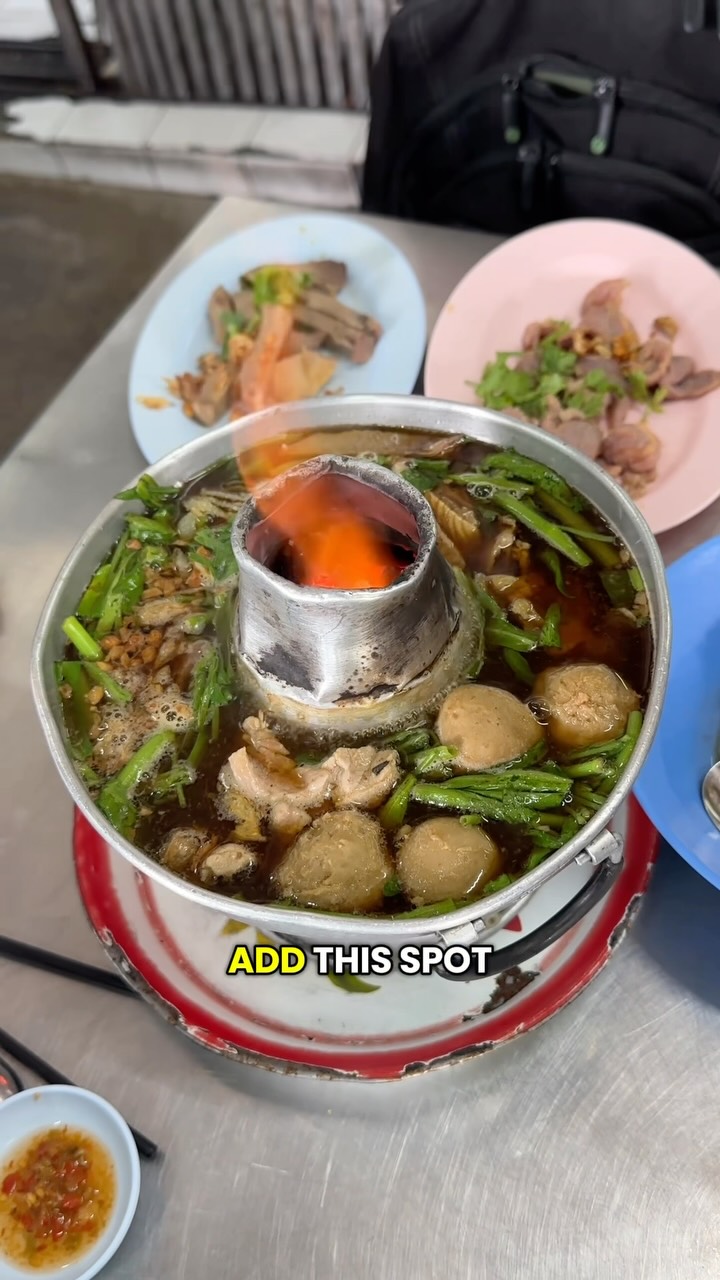 Heng Chun Seng and Khlong Toei Market Beef Hot Pot