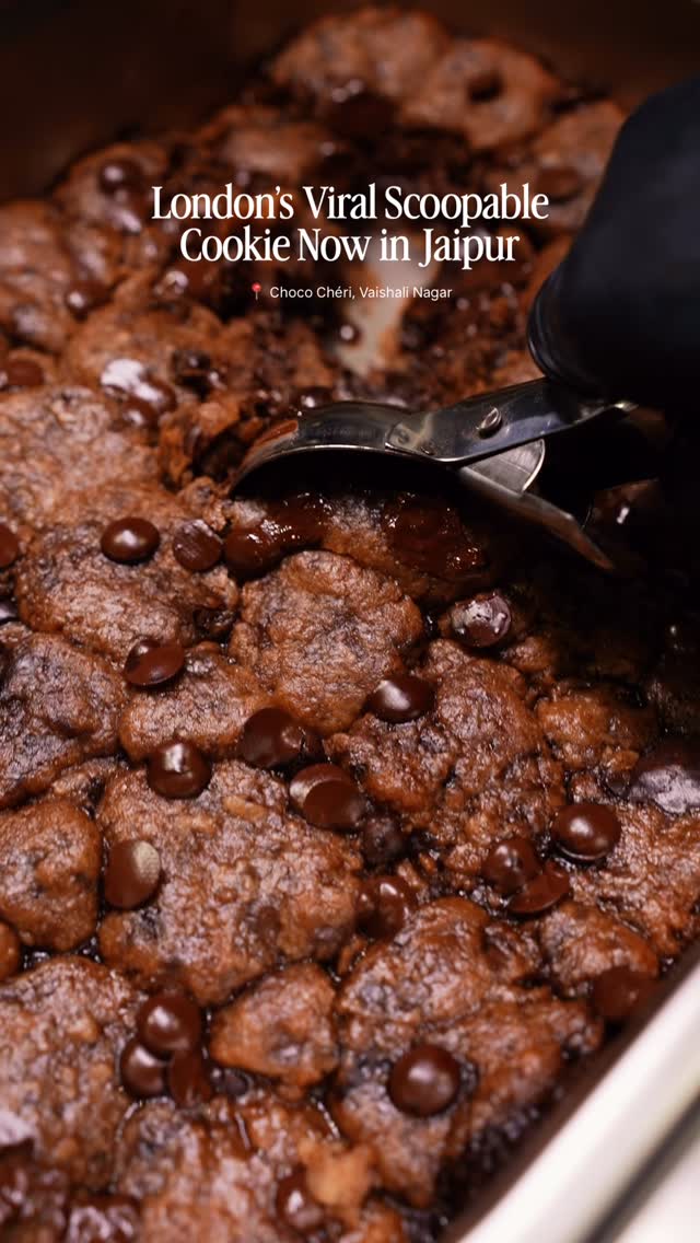 Viral Scoopable Cookie Now in Jaipur