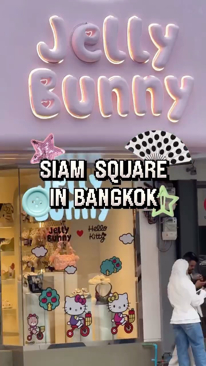 Siam Shopping Spree: Fashion and Fun in Bangkok