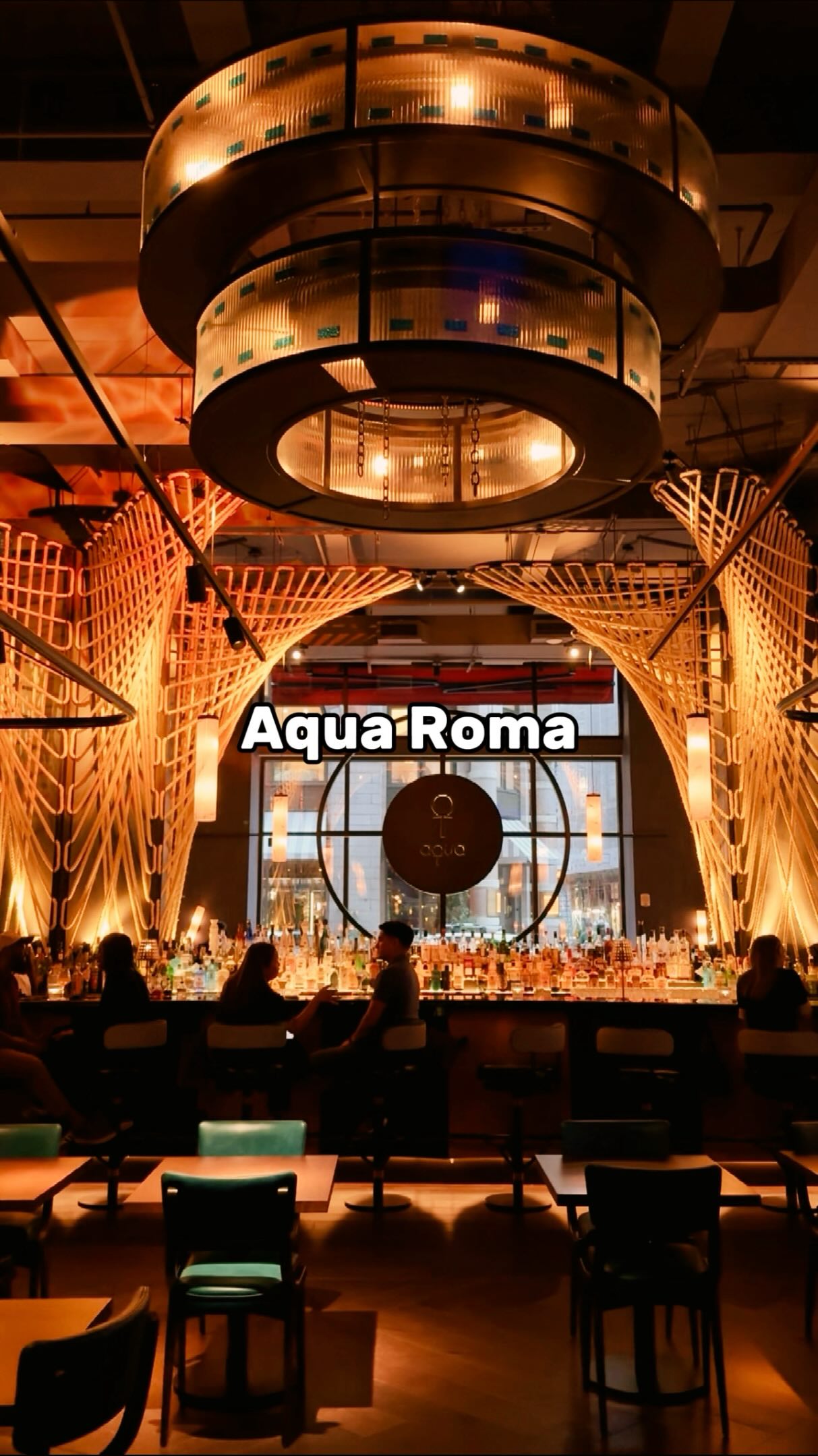 NYC Restaurant Offers Elegant Dining, Cheese Wheel Pasta