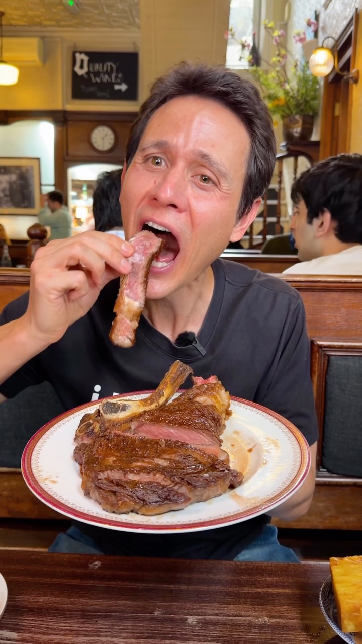 London's Best Steak At Historic Chop House