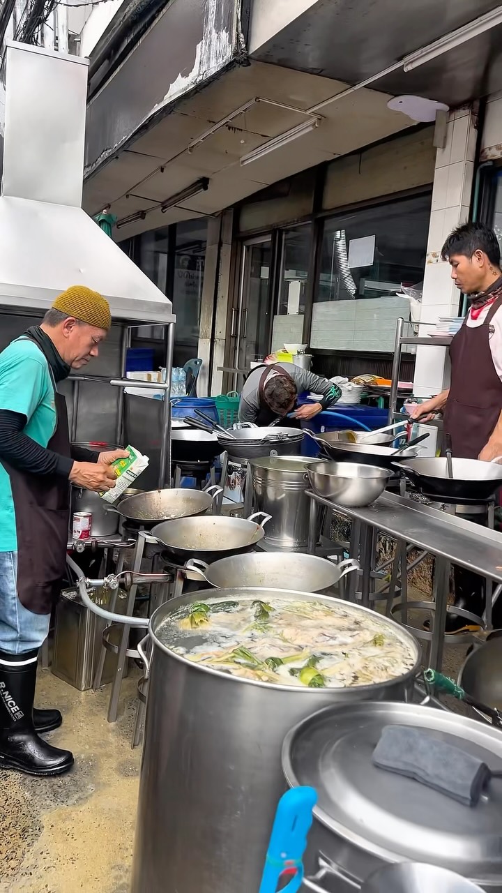 Bangkok Halal Street Food Spot