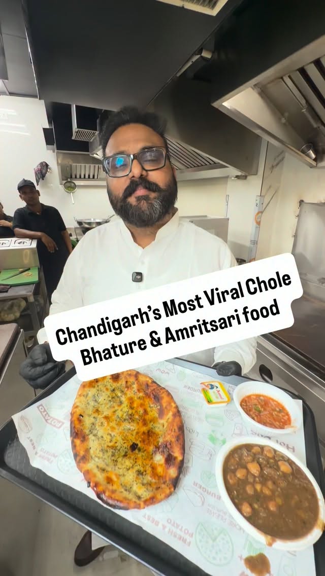 Chandigarh's Ghee-Laden Amritsari Delights at Natraj
