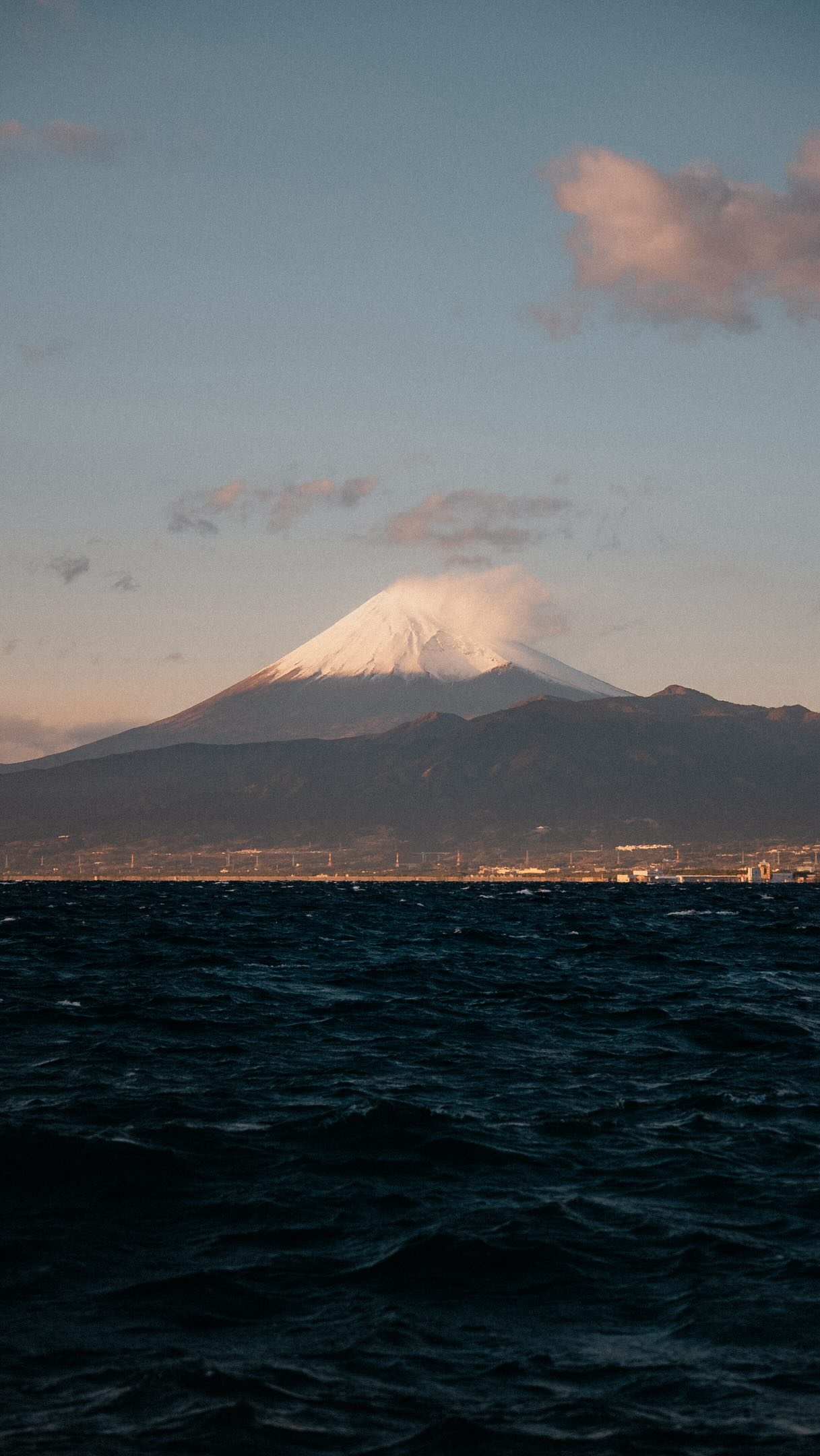 Japan's Iconic Landmarks and Natural Beauty