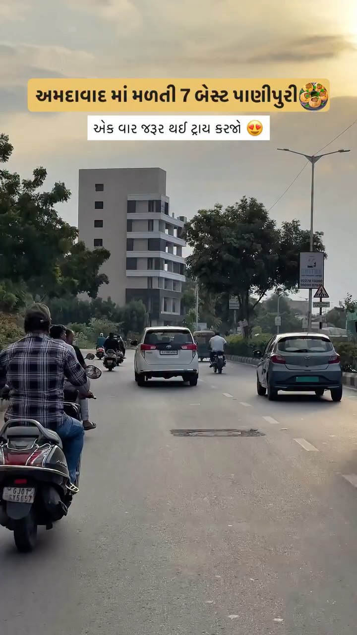 Ahmedabad's Top Pani Puri and Pakodi Spots
