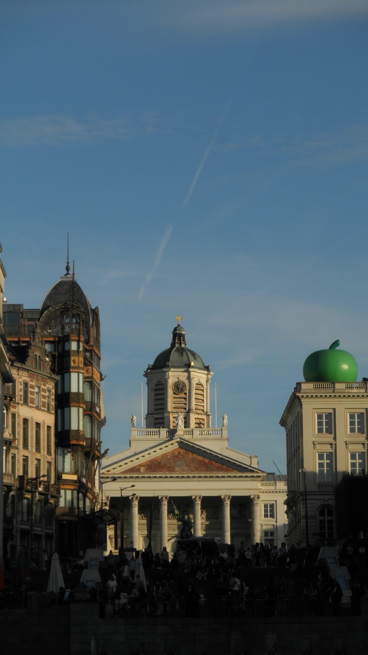 Brussels Day Trip: Palace, Waffles, and Fries
