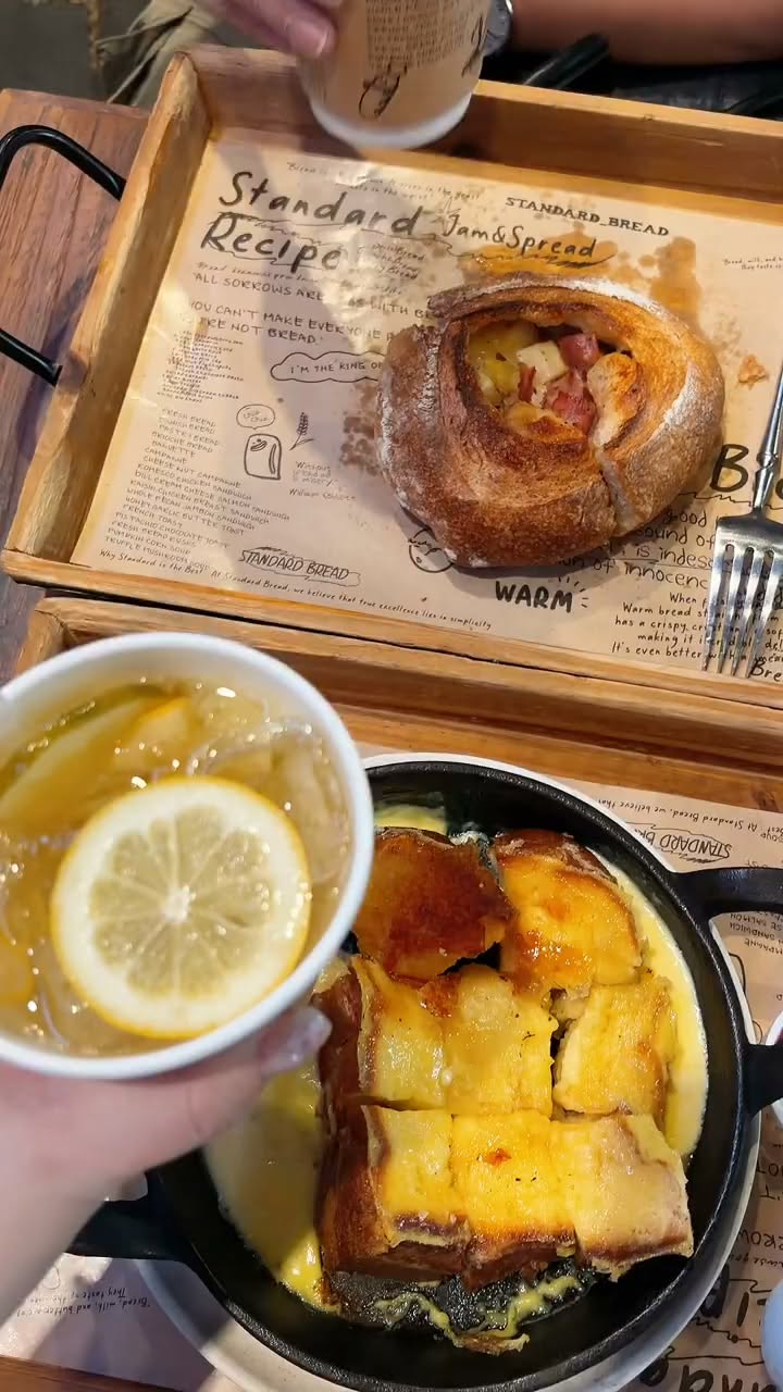 Seoul Food Guide: Gelato, Bread, and Korean Favorites