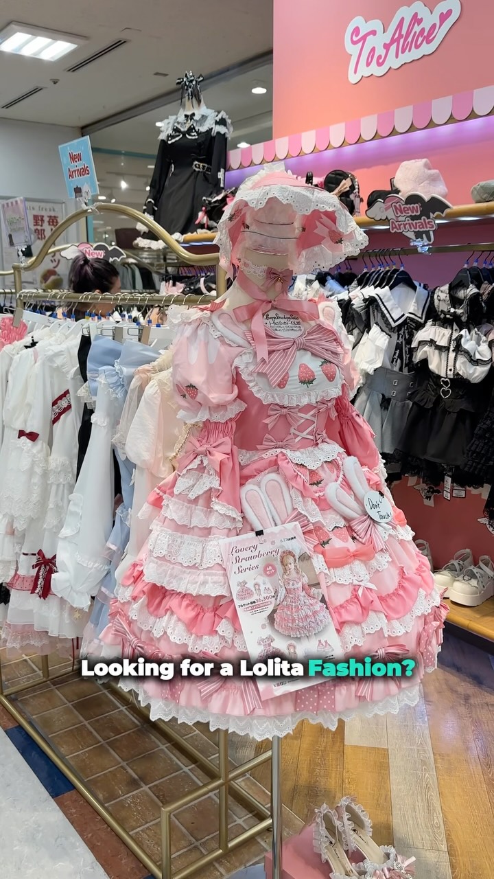 Lolita Fashion and Anime Cosplay Shopping