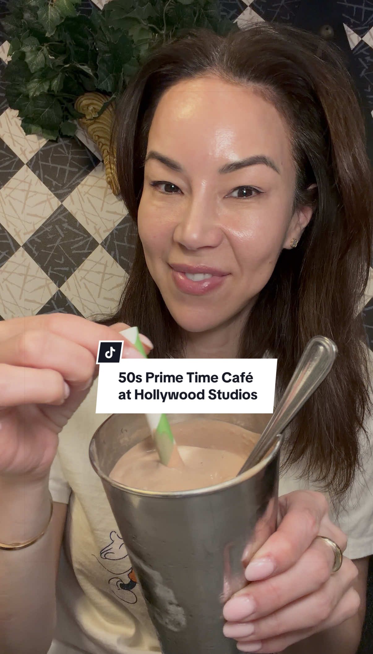 Dine at Disney's 50s Prime Time Cafe