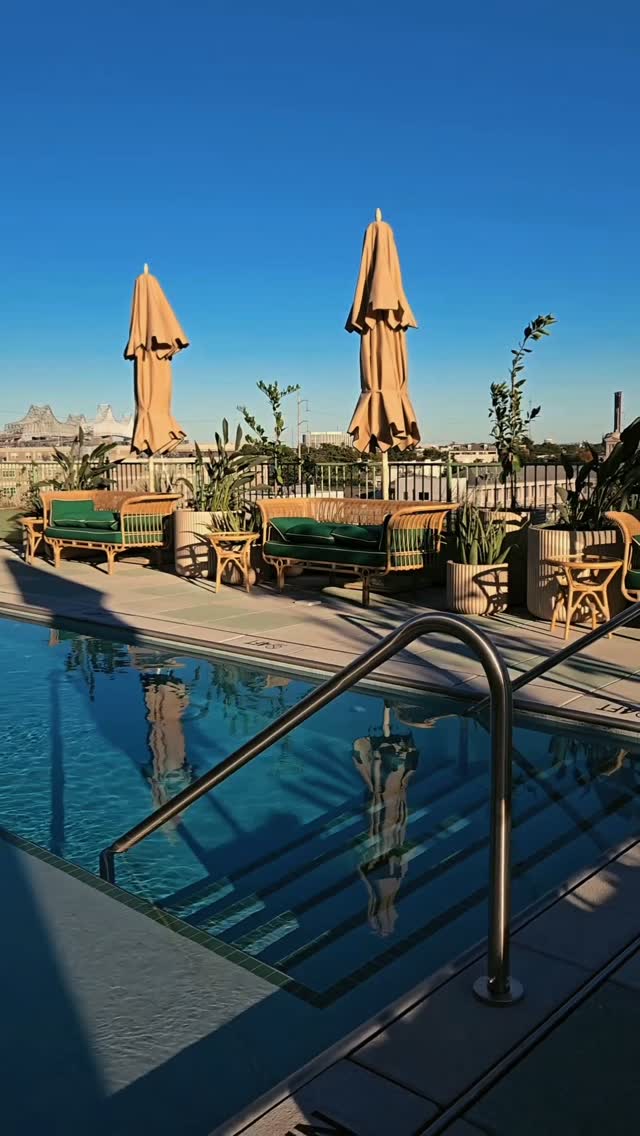 New Orleans Rooftop Pool And Bar