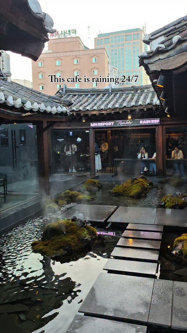 Indoor Rain Cafe Creates Unique Ambiance