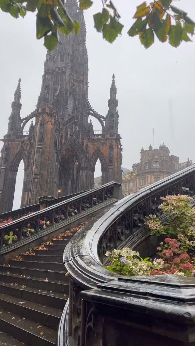 Edinburgh Landmarks in the Rain