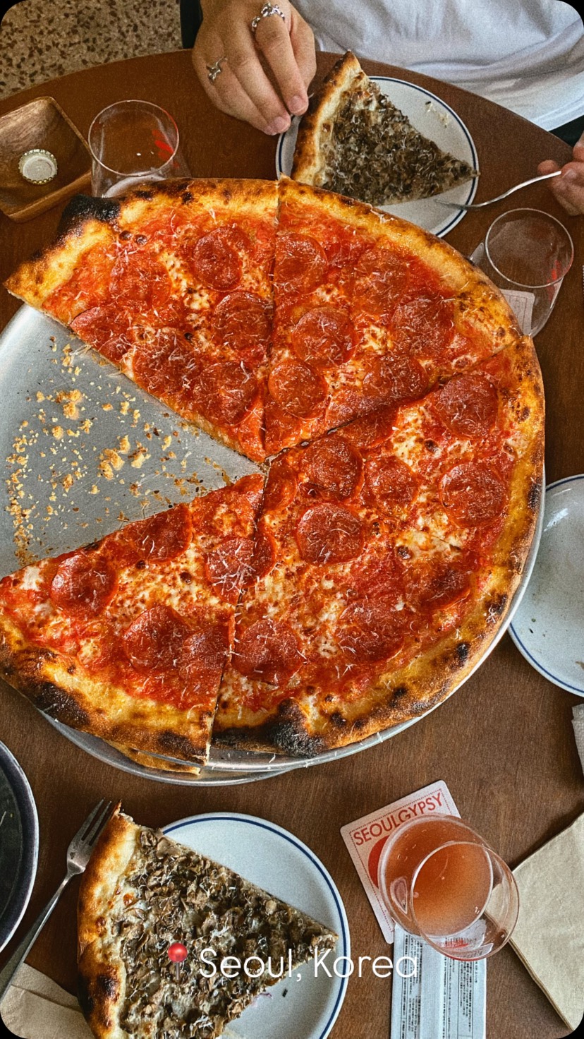 Seoul Gypsy Fermenteria Offers Craft Beer And Pizza