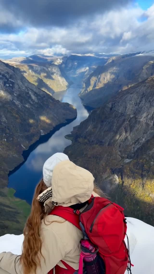 Norwegian Fjord Hikes: Bakkanosi and Nærøyfjord