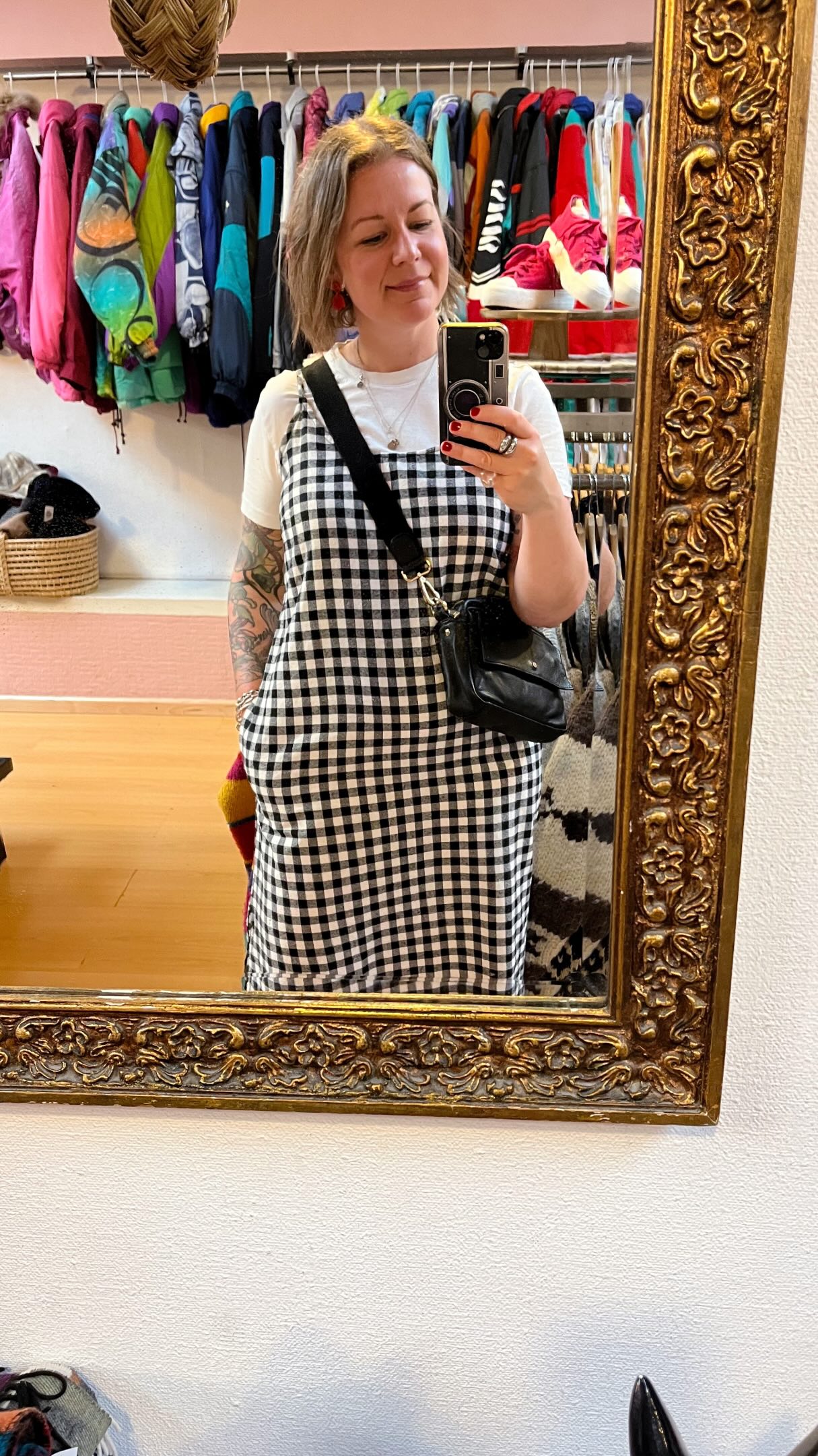 Vintage and Second-Hand Shops Explored in Porto