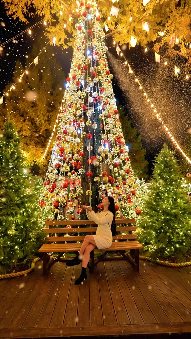 Seoul Land's Early Christmas and Halloween Celebration