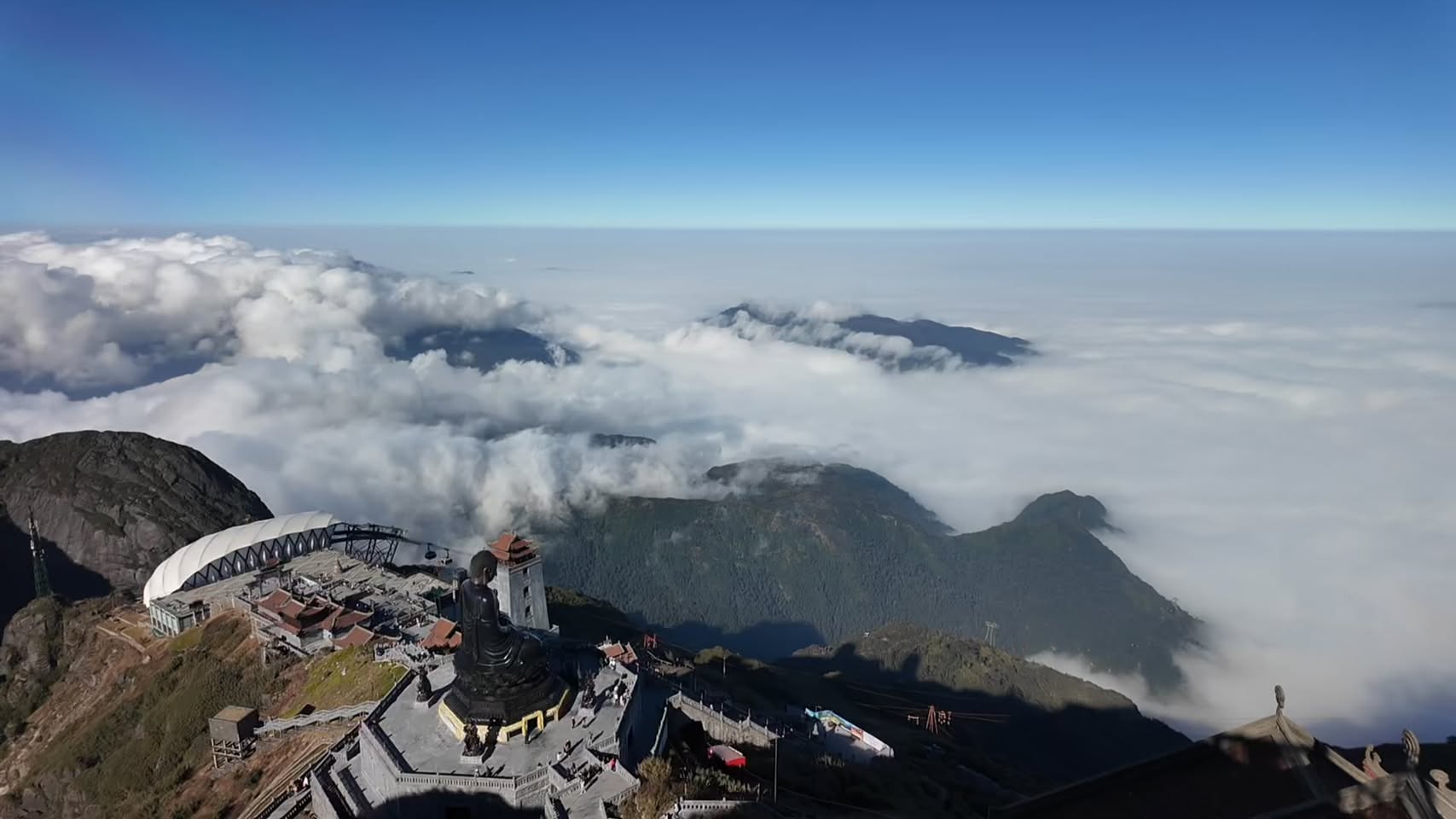 Sapa Travel Guide: Mountains, Villages, and Coffee Shops