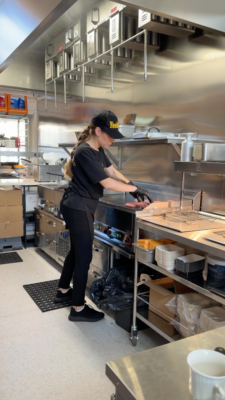 Bonnatösens Saloon's New Kitchen and Menu