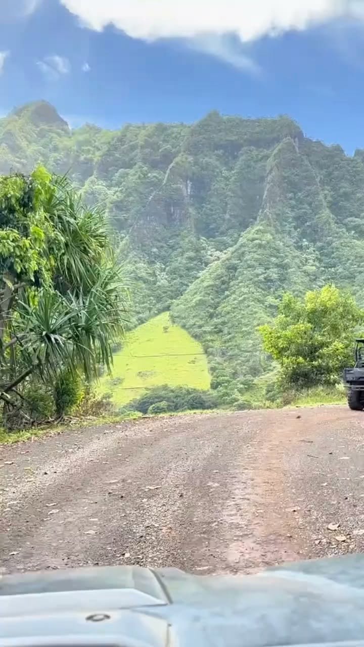 Hawaii Destinations Featuring Kualoa Ranch Tours