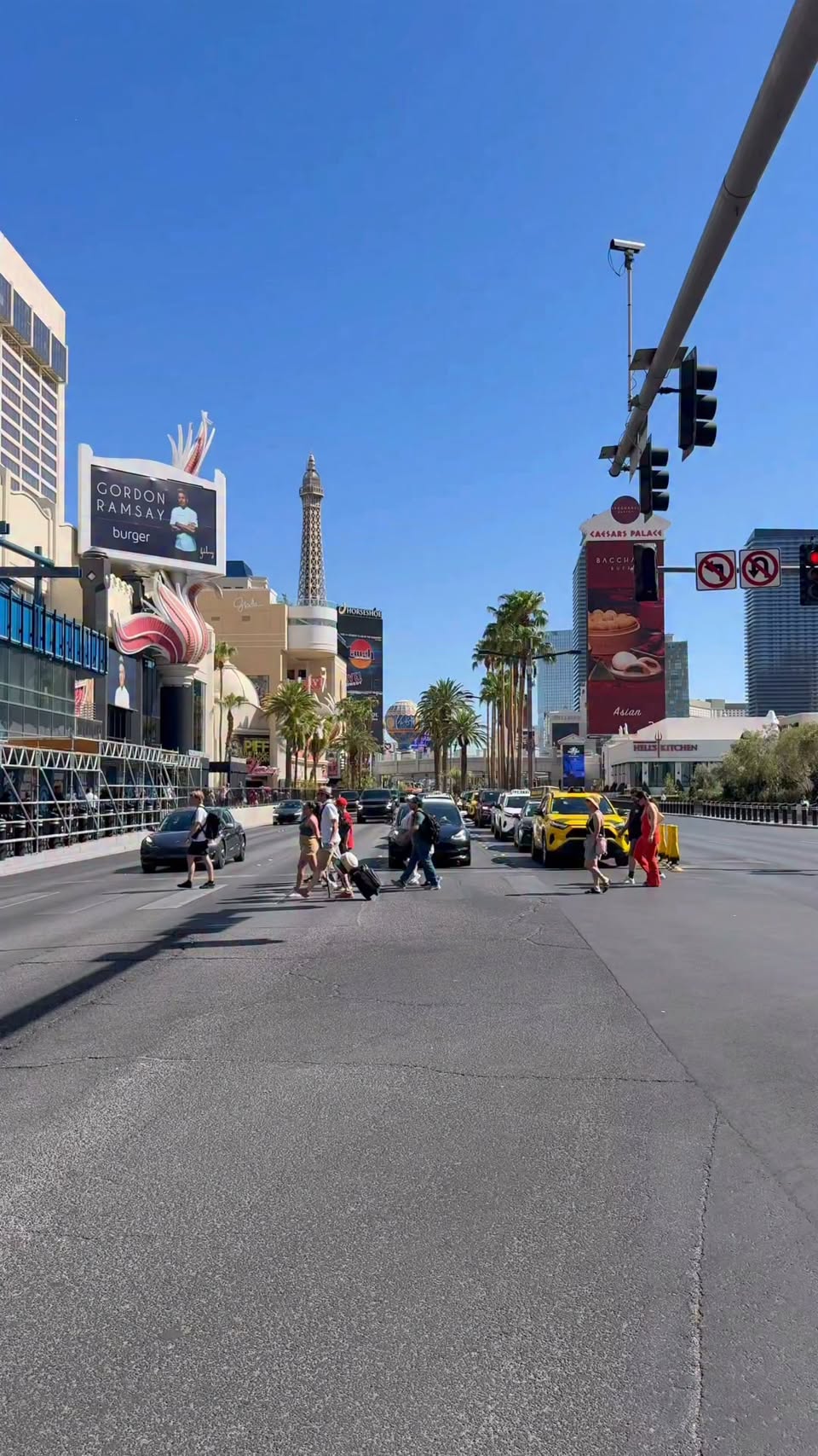 Secret Speakeasy Found Behind Phone on Las Vegas Strip