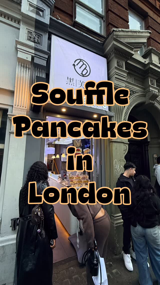 London Dessert Shop Serves Japanese Soufflé Pancakes