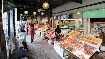 Sapporo's Seafood Market and Beer Museum
