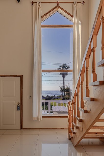 Oceanfront Stays with Pool and Cafe Views