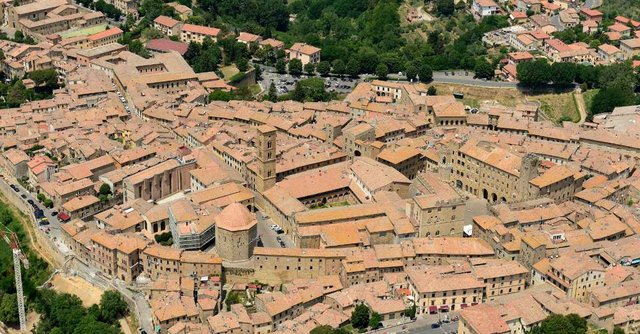 Volterra: Etruscan, Roman, and Tuscan Delights