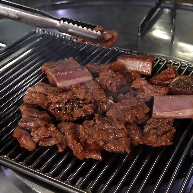 Seoul's Best Marinated Beef Rib Restaurant