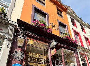 The Elephant House: Birthplace of Harry Potter Books
