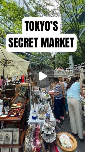Tokyo Antique Market Near Yurakucho Station