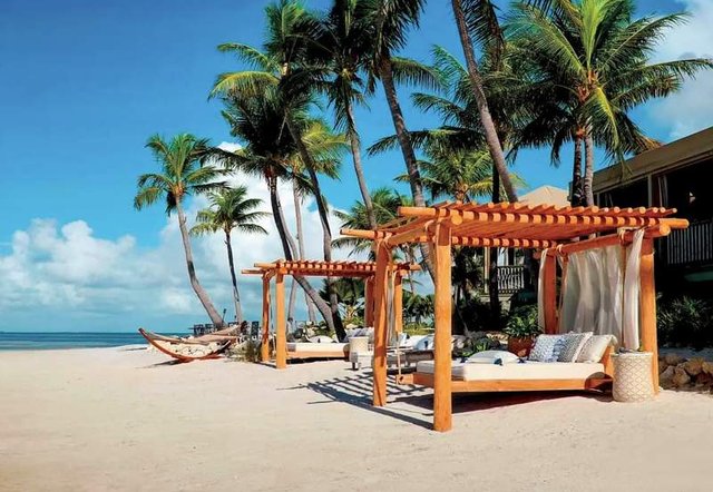 Florida's Top Destinations For Food, Culture, and Nature
