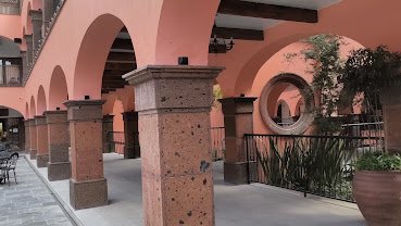 Discover Plaza Relox Tequisquiapan