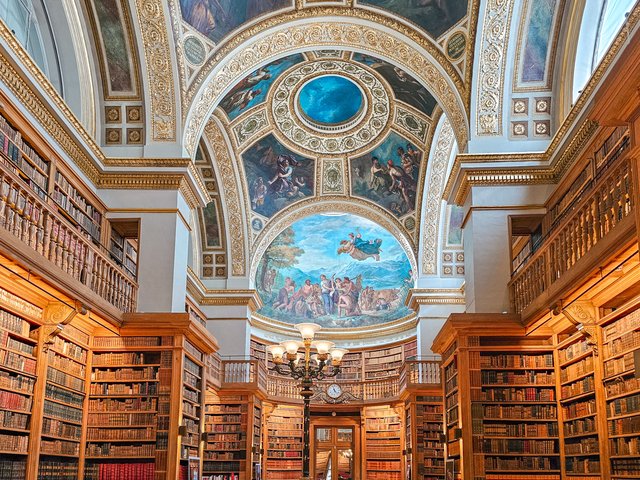 Hidden Gems and Secret Spots in Paris