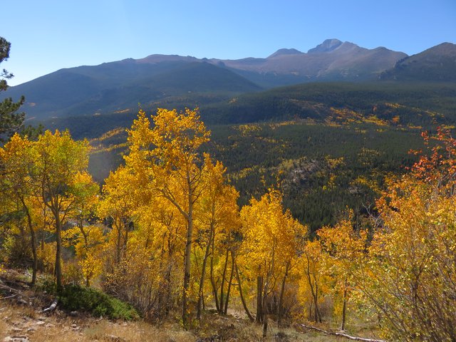 Fall Hikes and Scenery in Rocky Mountain National Park