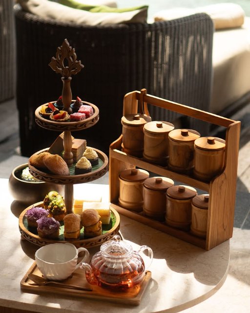 Aura Bar's Relaxing Afternoon Tea Experience