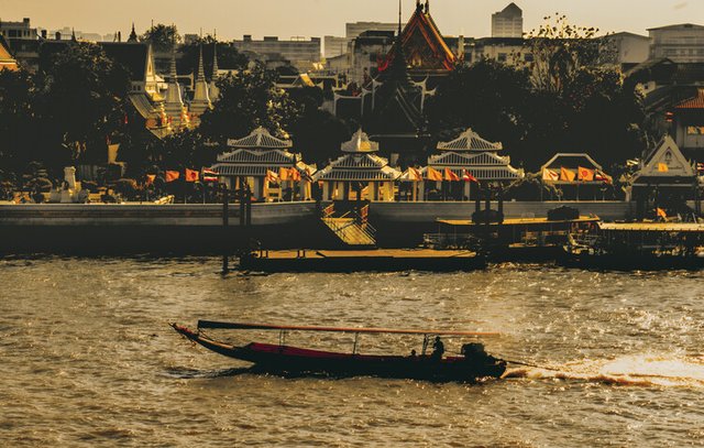 Chao Phraya River: Bangkok's Vibrant Cultural Hub