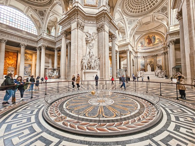 Paris Attractions Beyond the Eiffel Tower