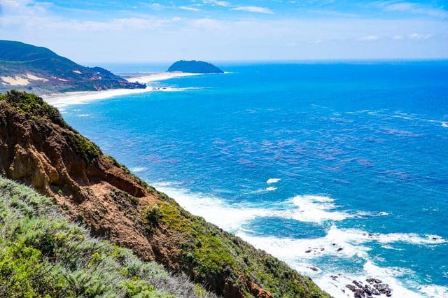 Big Sur Attractions: Parks, Beaches, Waterfalls, and More
